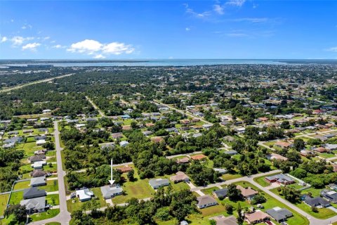 Villa ou maison à vendre à Punta Gorda, Floride: 3 chambres, 171.4 m2 № 1364323 - photo 3