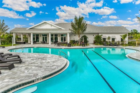 Villa ou maison à vendre à Port Charlotte, Floride: 3 chambres, 235.97 m2 № 917164 - photo 17
