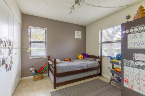 Condominio en venta en Pembroke Pines, Florida, 2 dormitorios, 73.39 m2 № 1229609 - foto 7