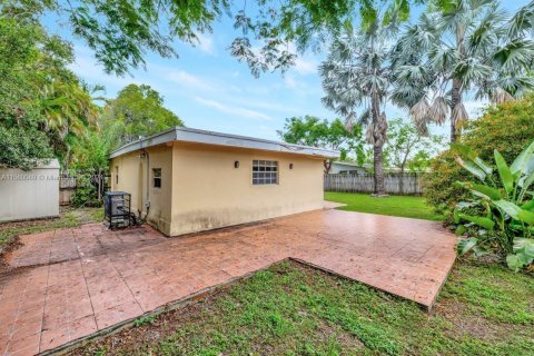 Villa ou maison à vendre à Margate, Floride: 4 chambres, 163.23 m2 № 1155185 - photo 27