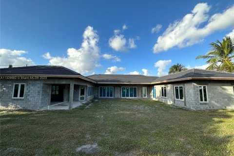 Villa ou maison à vendre à Delray Beach, Floride: 4 chambres, 399.94 m2 № 345142 - photo 5
