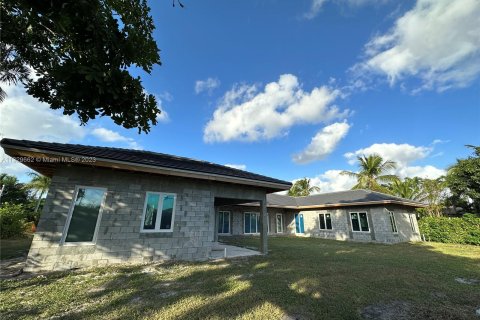 Villa ou maison à vendre à Delray Beach, Floride: 4 chambres, 399.94 m2 № 345142 - photo 7