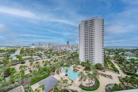 Condominio en venta en Aventura, Florida, 3 dormitorios, 165.37 m2 № 947911 - foto 11