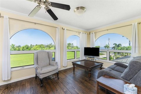 Casa en venta en Punta Gorda, Florida, 4 dormitorios, 266.63 m2 № 1322251 - foto 19