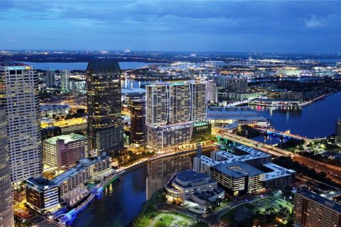 Condominio en venta en Tampa, Florida, 3 dormitorios, 298.77 m2 № 828665 - foto 4
