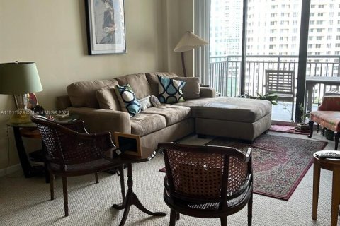 Condominio en venta en Miami, Florida, 1 dormitorio, 60.39 m2 № 938582 - foto 4