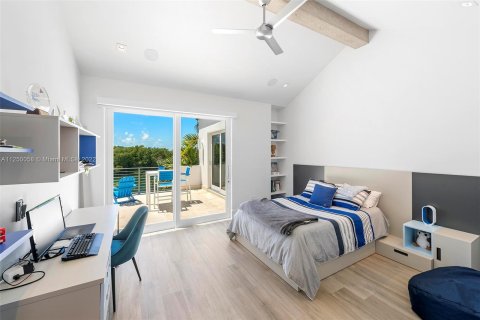 Villa ou maison à vendre à Key Biscayne, Floride: 6 chambres, 746.1 m2 № 55663 - photo 17