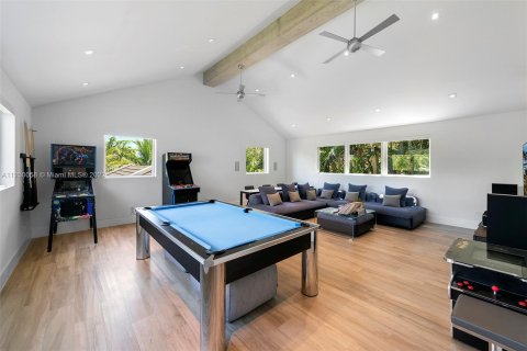 Casa en venta en Key Biscayne, Florida, 6 dormitorios, 746.1 m2 № 55663 - foto 9