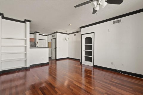 Condominio en venta en Orlando, Florida, 1 dormitorio, 68.65 m2 № 990857 - foto 12
