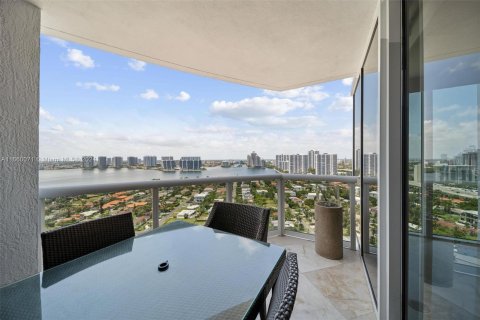 Condo in Sunny Isles Beach, Florida, 3 bedrooms  № 1365605 - photo 28