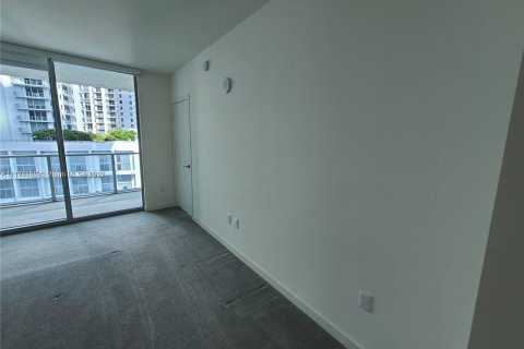 Condominio en venta en Miami, Florida, 2 dormitorios, 111.02 m2 № 2437 - foto 6