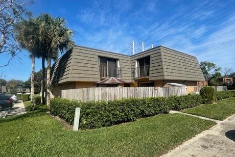 Touwnhouse à vendre à West Palm Beach, Floride: 2 chambres, 114.83 m2 № 925451 - photo 6