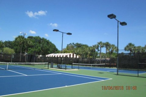 Touwnhouse à vendre à West Palm Beach, Floride: 2 chambres, 114.83 m2 № 925451 - photo 3