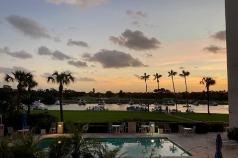 Condominio en venta en North Palm Beach, Florida, 3 dormitorios, 160.35 m2 № 786035 - foto 27