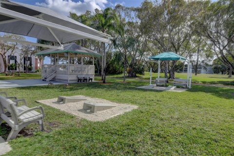 Condo in Deerfield Beach, Florida, 1 bedroom  № 1151872 - photo 19