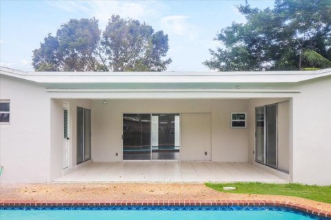 Villa ou maison à vendre à Margate, Floride: 3 chambres, 170.2 m2 № 850076 - photo 3