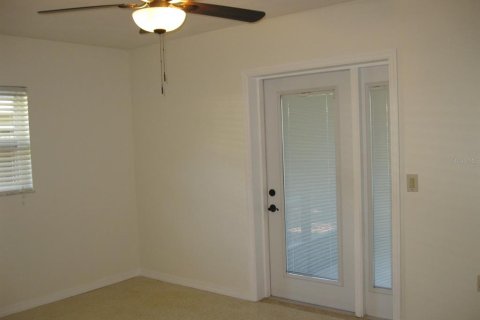 House in Dunedin, Florida 2 bedrooms, 114.73 sq.m. № 1378268 - photo 22