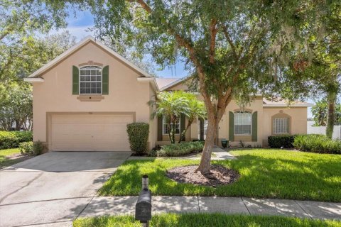 House in Davenport, Florida 5 bedrooms, 260.5 sq.m. № 1264514 - photo 1