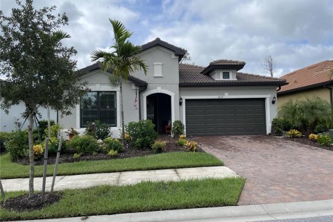 Villa ou maison à vendre à North Port, Floride: 2 chambres, 168.62 m2 № 1365200 - photo 1