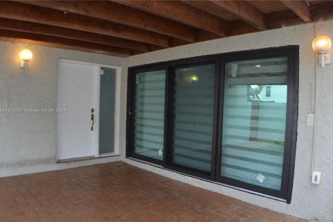 Townhouse in Miami, Florida 3 bedrooms, 115.66 sq.m. № 1409349 - photo 5