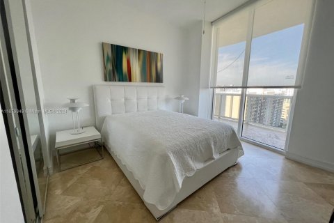 Condo in Sunny Isles Beach, Florida, 2 bedrooms  № 1409351 - photo 7