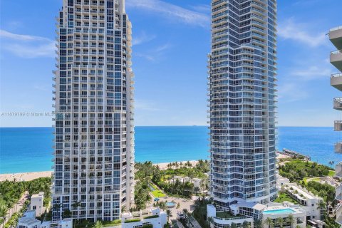 Condo in Miami Beach, Florida, 2 bedrooms  № 1409346 - photo 14