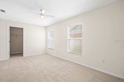 House in Tampa, Florida 3 bedrooms, 154.68 sq.m. № 1317133 - photo 23