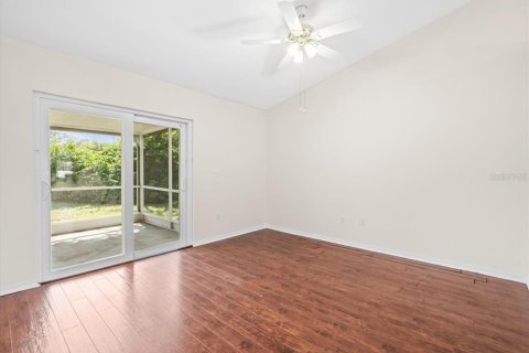 House in Tampa, Florida 3 bedrooms, 154.68 sq.m. № 1317133 - photo 15