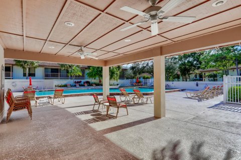 Copropriété à vendre à Palm Beach Gardens, Floride: 2 chambres, 109.62 m2 № 1096281 - photo 15