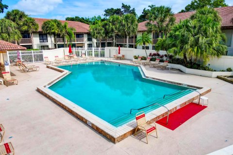 Condo in Palm Beach Gardens, Florida, 2 bedrooms  № 1096281 - photo 12