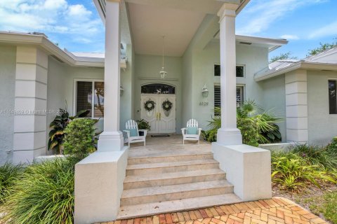 Villa ou maison à vendre à Miami, Floride: 5 chambres, 334.91 m2 № 1331563 - photo 23