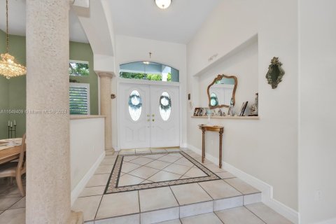 Villa ou maison à vendre à Miami, Floride: 5 chambres, 334.91 m2 № 1331563 - photo 25