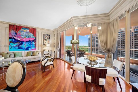 Condominio en venta en Coral Gables, Florida, 2 dormitorios, 238.76 m2 № 1236487 - foto 7