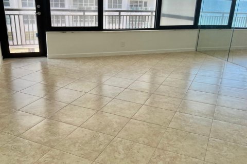 Condominio en venta en Fort Lauderdale, Florida, 1 dormitorio, 74.32 m2 № 1183873 - foto 12