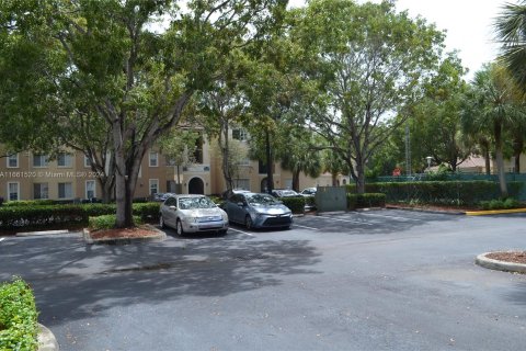 Touwnhouse à louer à Miramar, Floride: 3 chambres, 134.71 m2 № 1368794 - photo 21