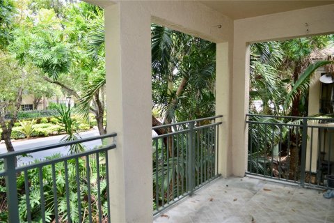 Townhouse in Miramar, Florida 3 bedrooms, 134.71 sq.m. № 1368794 - photo 17