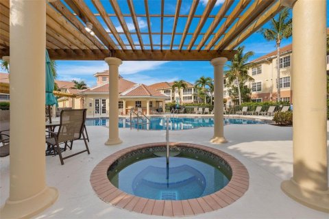 Condominio en venta en Cape Coral, Florida, 2 dormitorios, 129.51 m2 № 1082533 - foto 25