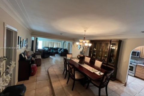 Villa ou maison à vendre à Dania Beach, Floride: 3 chambres № 1146417 - photo 10