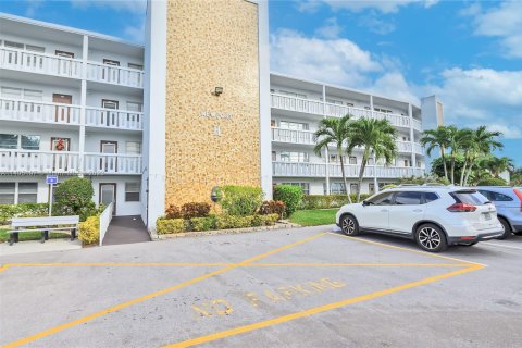 Condominio en venta en Deerfield Beach, Florida, 2 dormitorios, 79.9 m2 № 873349 - foto 3