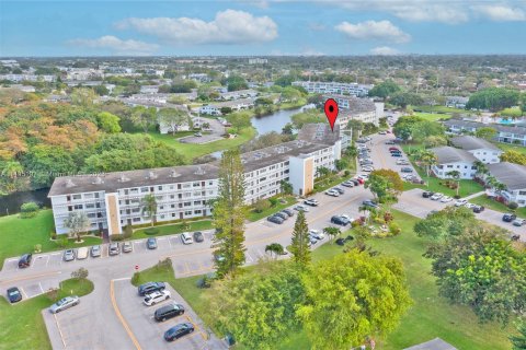 Condominio en venta en Deerfield Beach, Florida, 2 dormitorios, 79.9 m2 № 873349 - foto 4