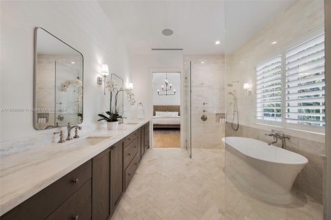 House in Coral Gables, Florida 5 bedrooms № 1232334 - photo 22