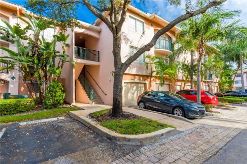 Condo in Fort Lauderdale, Florida, 2 bedrooms  № 1406067 - photo 28