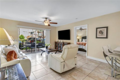 Condo in Fort Lauderdale, Florida, 2 bedrooms  № 1406067 - photo 4