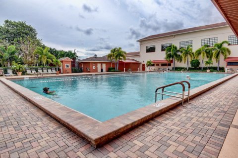 Condo in Boca Raton, Florida, 2 bedrooms  № 989361 - photo 16