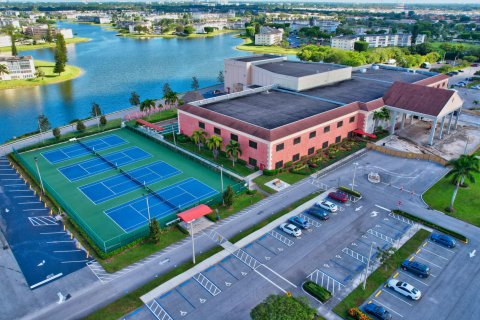 Copropriété à vendre à Boca Raton, Floride: 2 chambres, 79.99 m2 № 989361 - photo 3