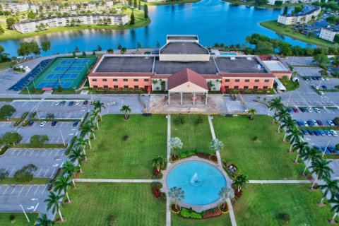 Copropriété à vendre à Boca Raton, Floride: 2 chambres, 79.99 m2 № 989361 - photo 1