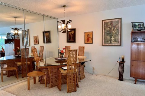 Condo in Delray Beach, Florida, 2 bedrooms  № 777929 - photo 17