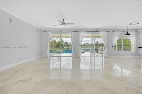 Casa en venta en Boca Raton, Florida, 5 dormitorios, 268.49 m2 № 1407611 - foto 12