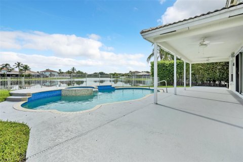 Casa en venta en Boca Raton, Florida, 5 dormitorios, 268.49 m2 № 1407611 - foto 7