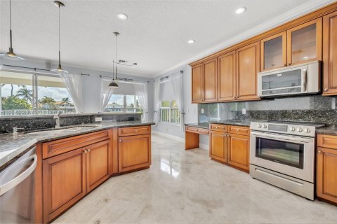 Casa en venta en Boca Raton, Florida, 5 dormitorios, 268.49 m2 № 1407611 - foto 18